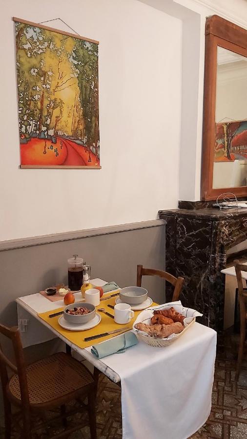 L'Oiseau Bleu Rollier Bed & Breakfast Roubia Ngoại thất bức ảnh
